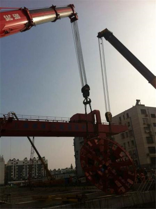 玉林市吊车起重机如何安装钢丝绳使用安全?